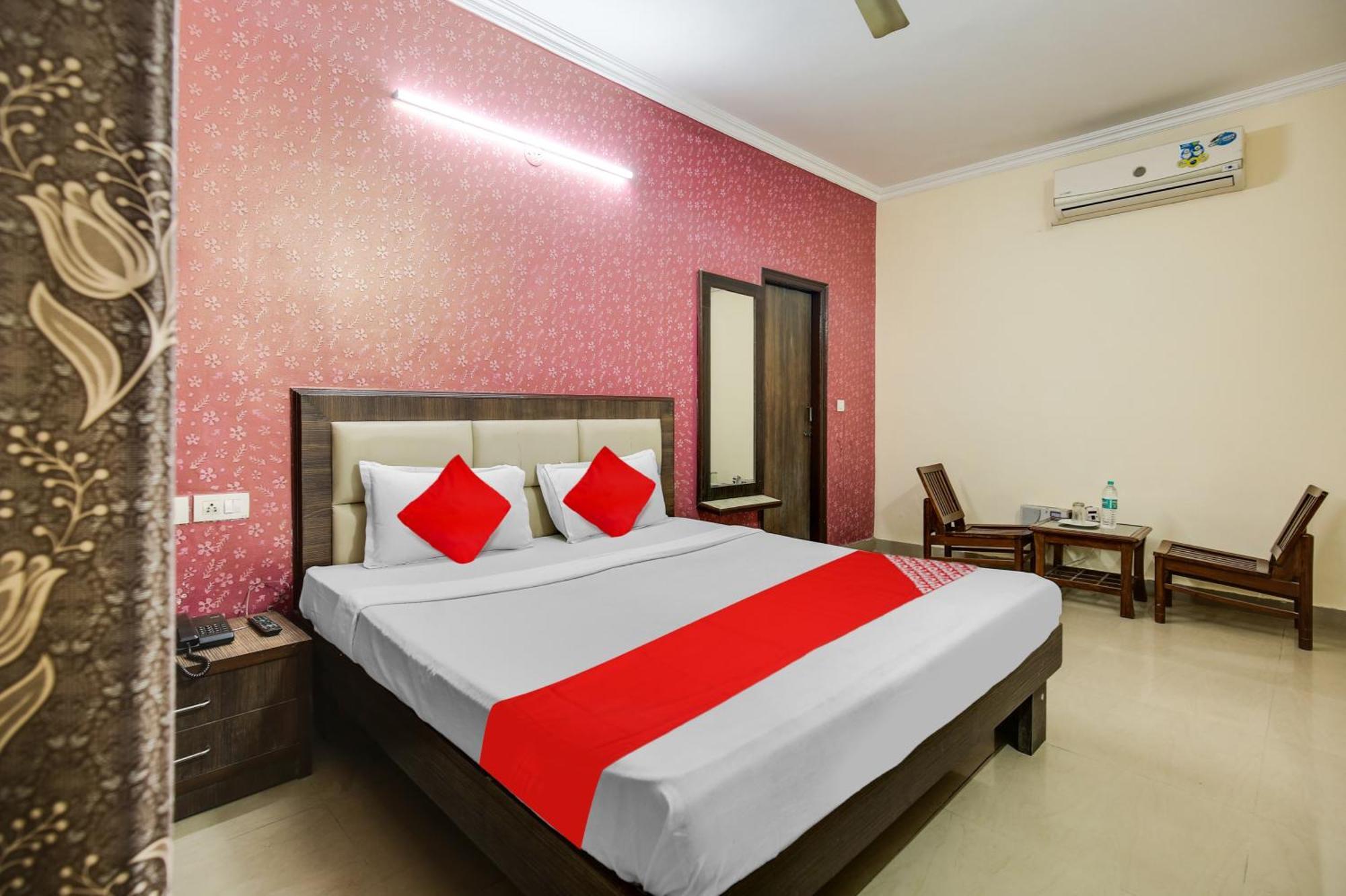 Hotel O Royal Mohali Exterior photo