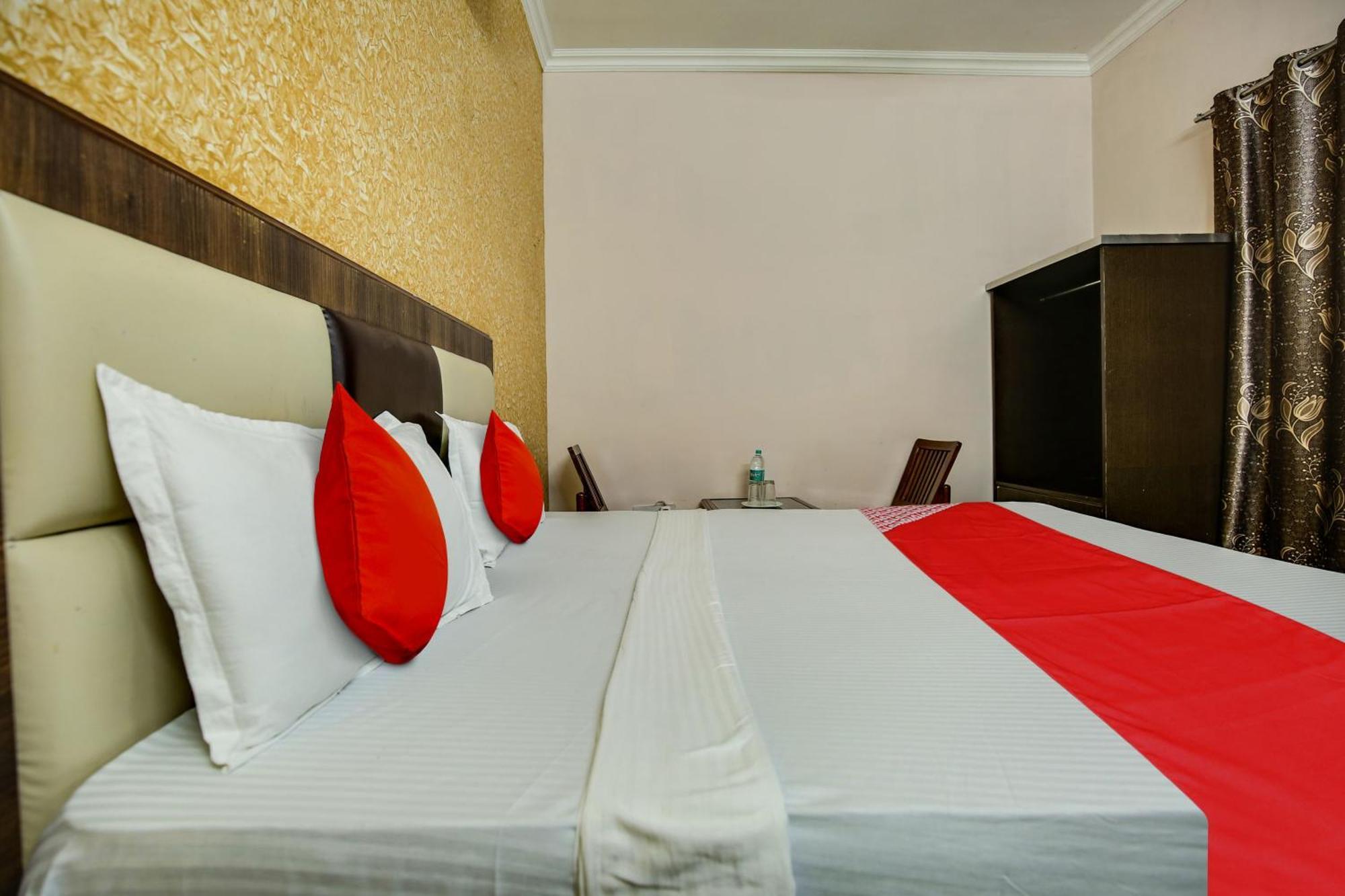 Hotel O Royal Mohali Exterior photo