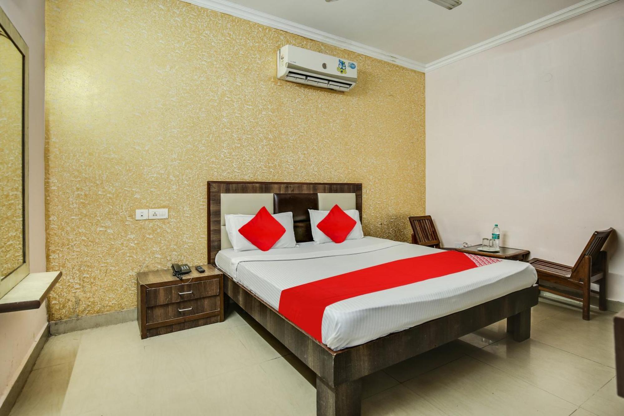 Hotel O Royal Mohali Exterior photo