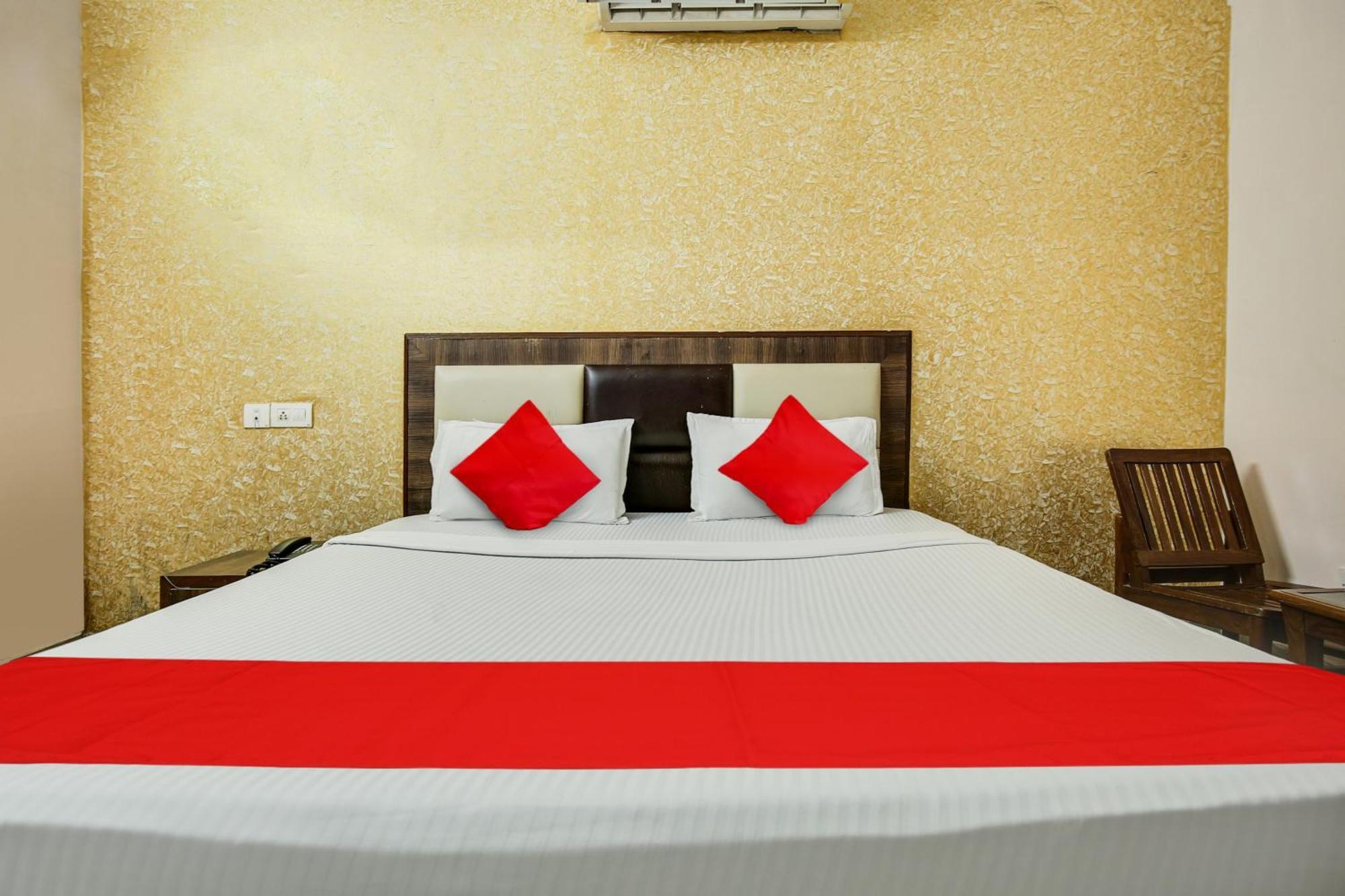Hotel O Royal Mohali Exterior photo