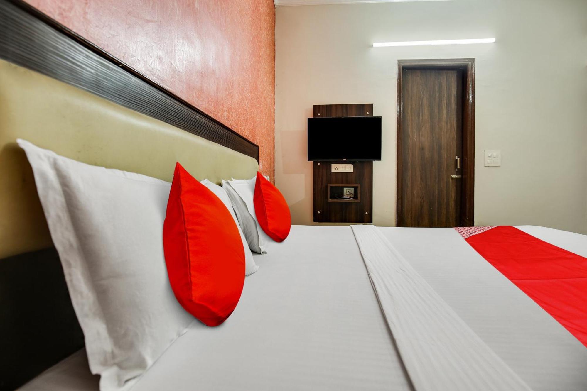 Hotel O Royal Mohali Exterior photo